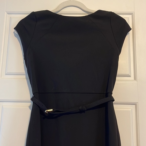 Express black midi dress with belt - Picture 2 of 4